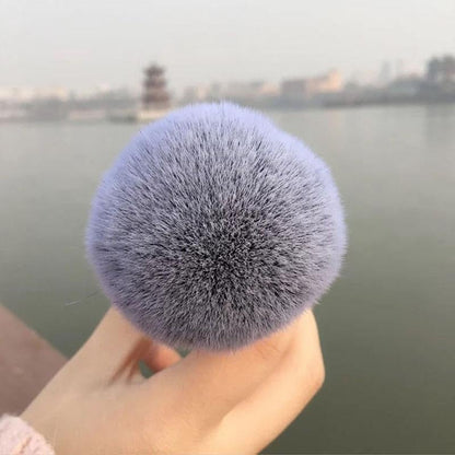 Chubby Face Makeup Brush.